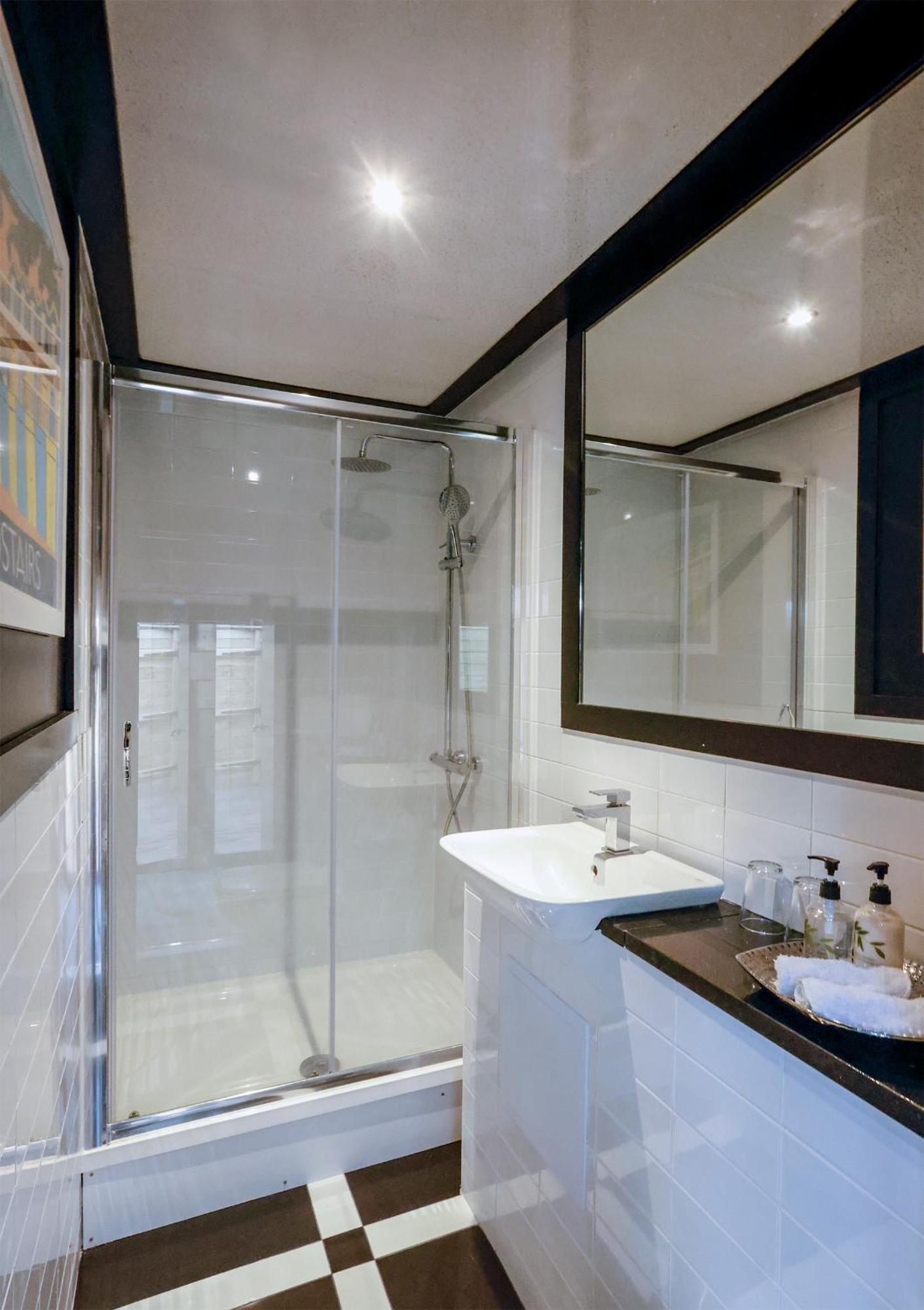 برودستيرز The Sea Lounge Accomodation المظهر الخارجي الصورة